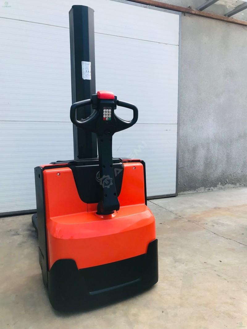 BT TOYOTA SWE080L - slide 01